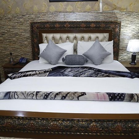 Hotel Sweet Inn Lahor Kültér fotó