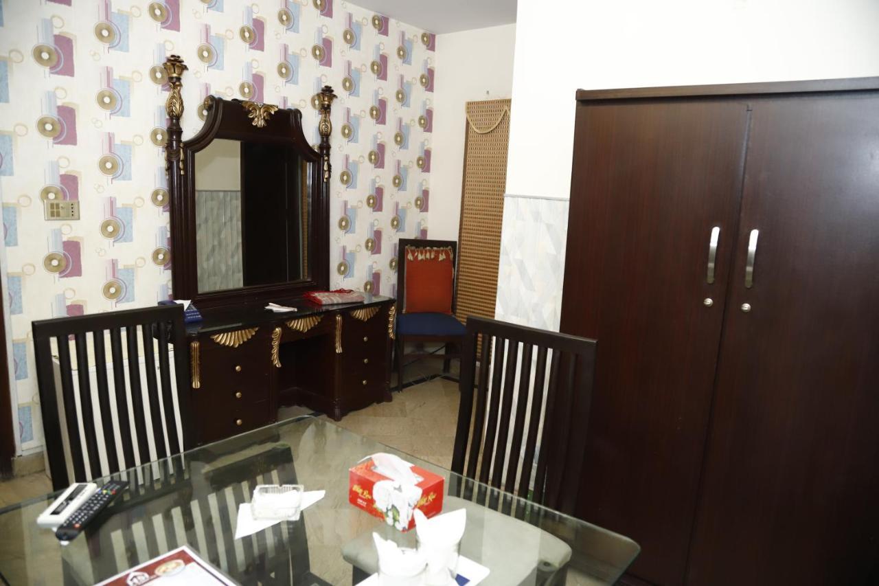 Hotel Sweet Inn Lahor Kültér fotó