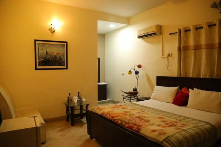 Hotel Sweet Inn Lahor Kültér fotó