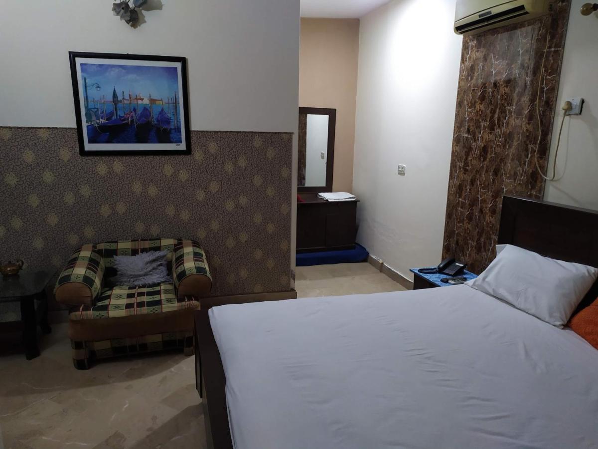 Hotel Sweet Inn Lahor Kültér fotó